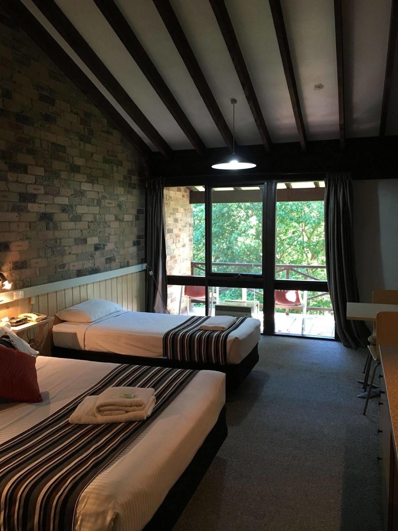 Avoca Beach Hotel Екстер'єр фото